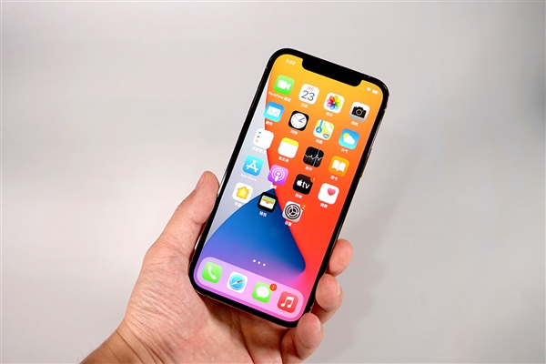 五大连池苹果手机维修分享iOS 14.2修订版已到，专属iPhone 12系列 
